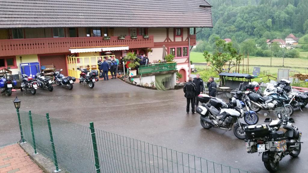 Hotel Wäldebauernhof Gutach Exterior foto